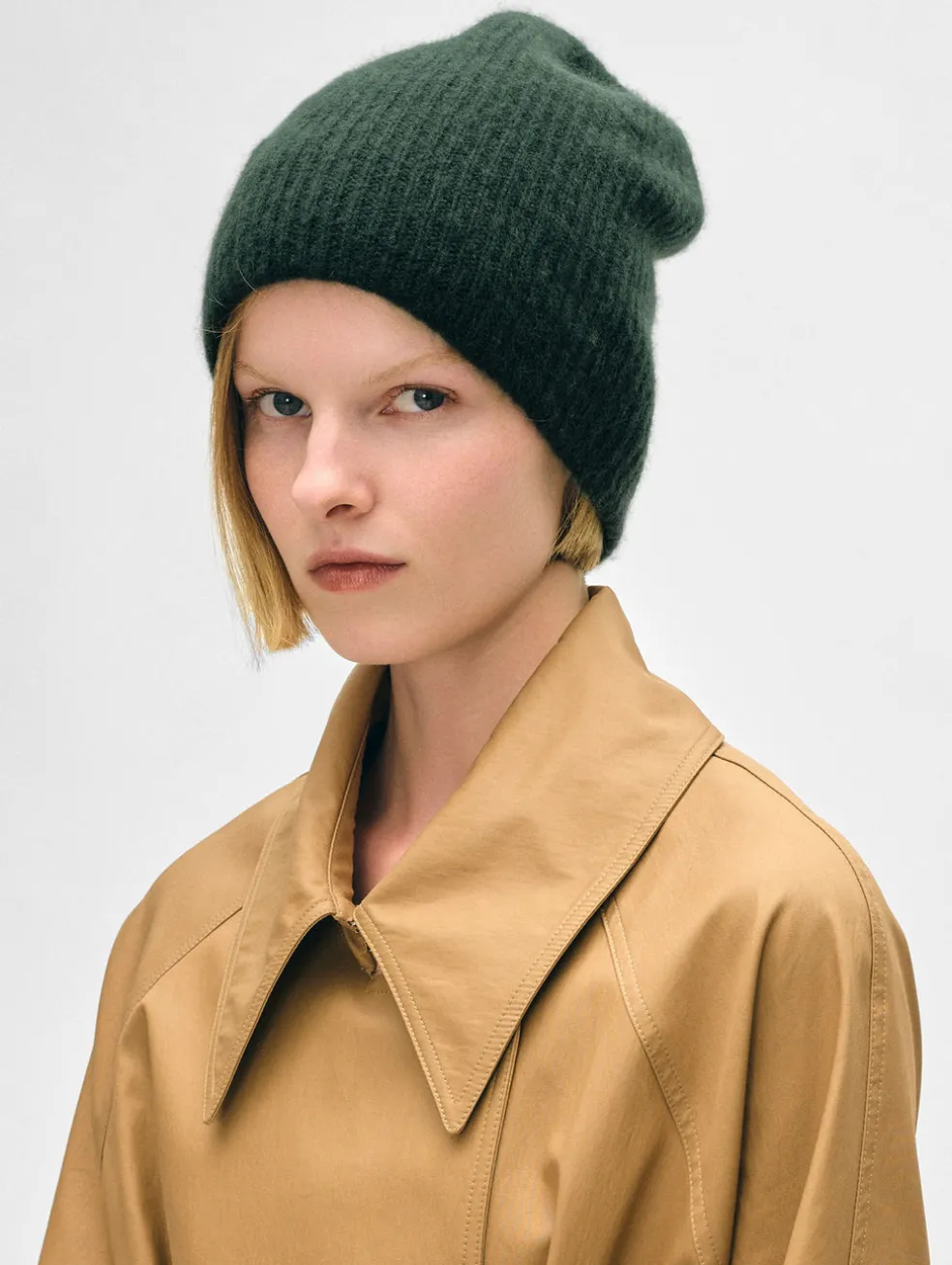 cashmere plush rib beanie - White + Warren